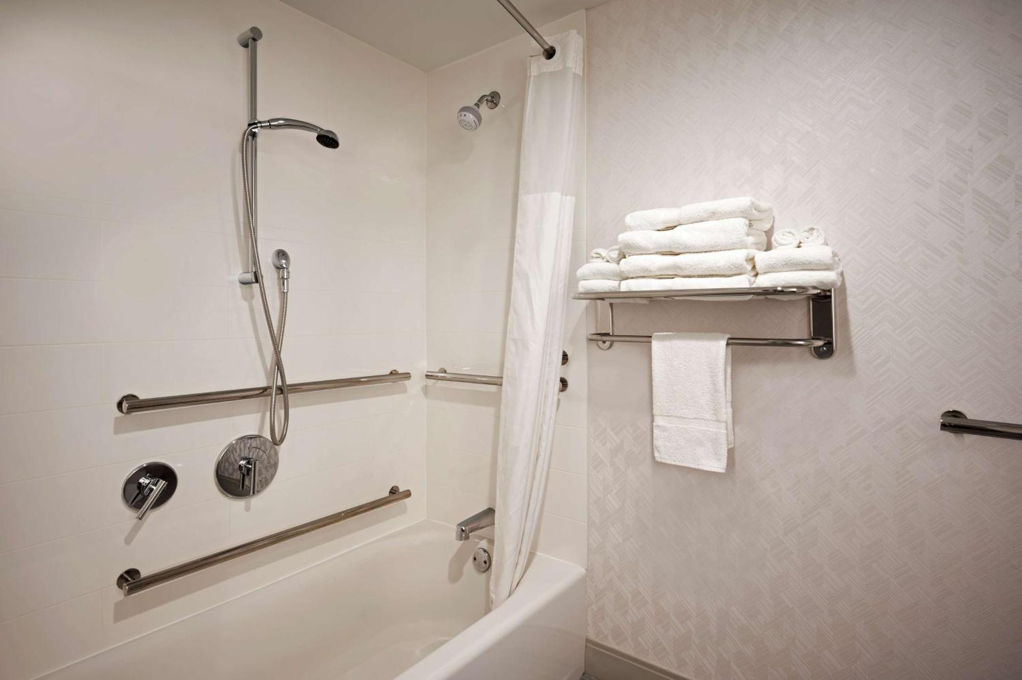 Hampton Inn By Hilton Boston/Cambridge Exteriör bild