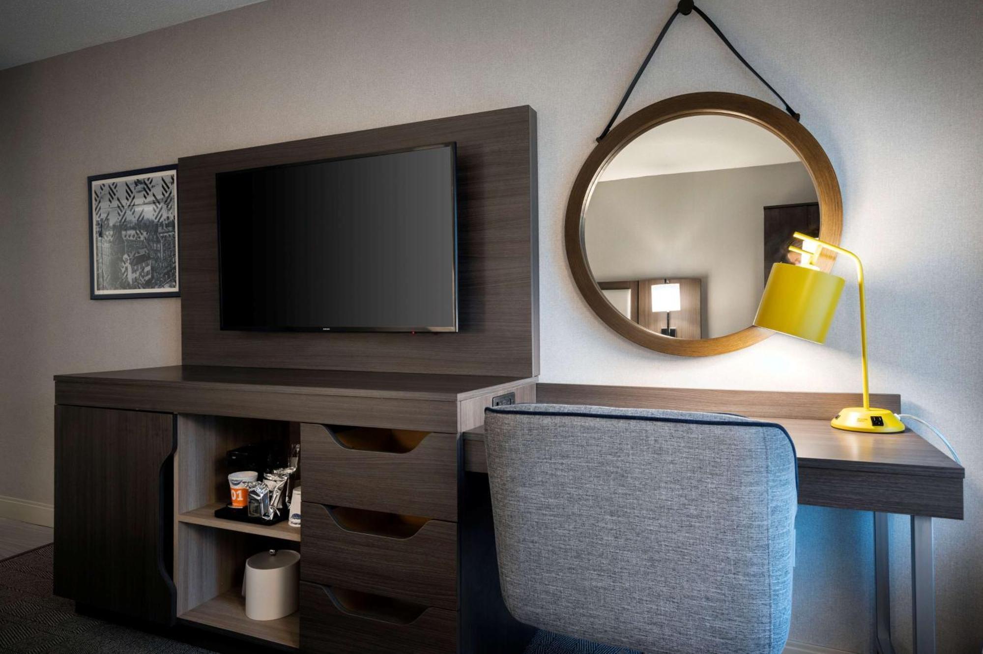 Hampton Inn By Hilton Boston/Cambridge Exteriör bild