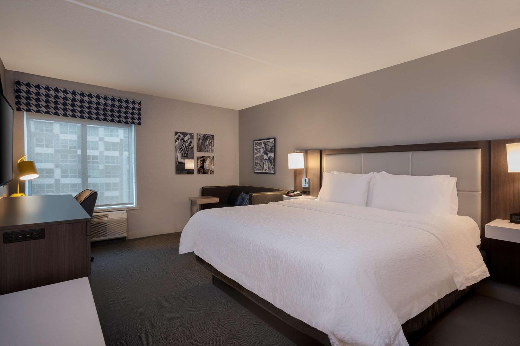 Hampton Inn By Hilton Boston/Cambridge Exteriör bild