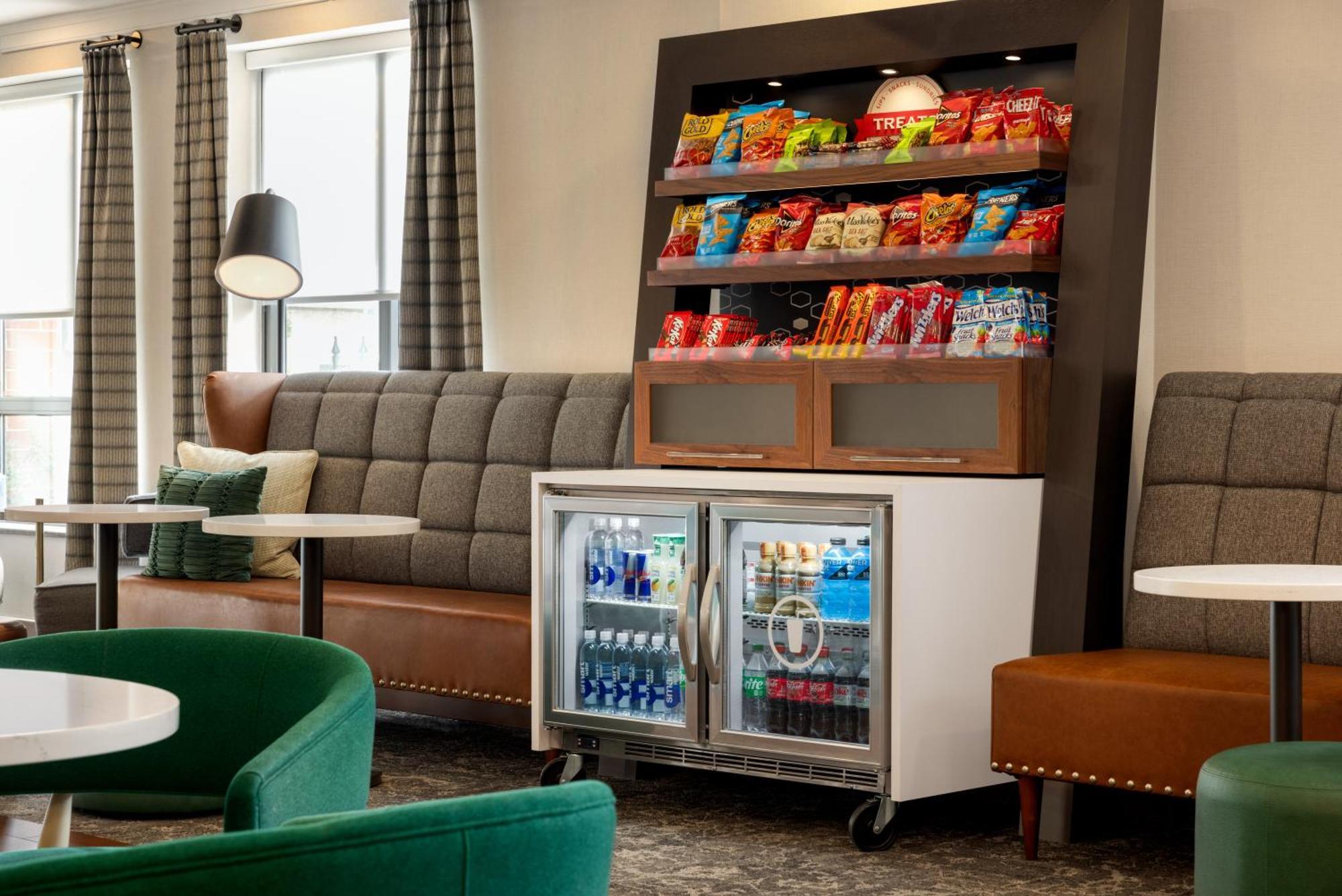 Hampton Inn By Hilton Boston/Cambridge Exteriör bild