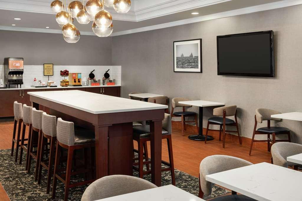 Hampton Inn By Hilton Boston/Cambridge Restaurang bild